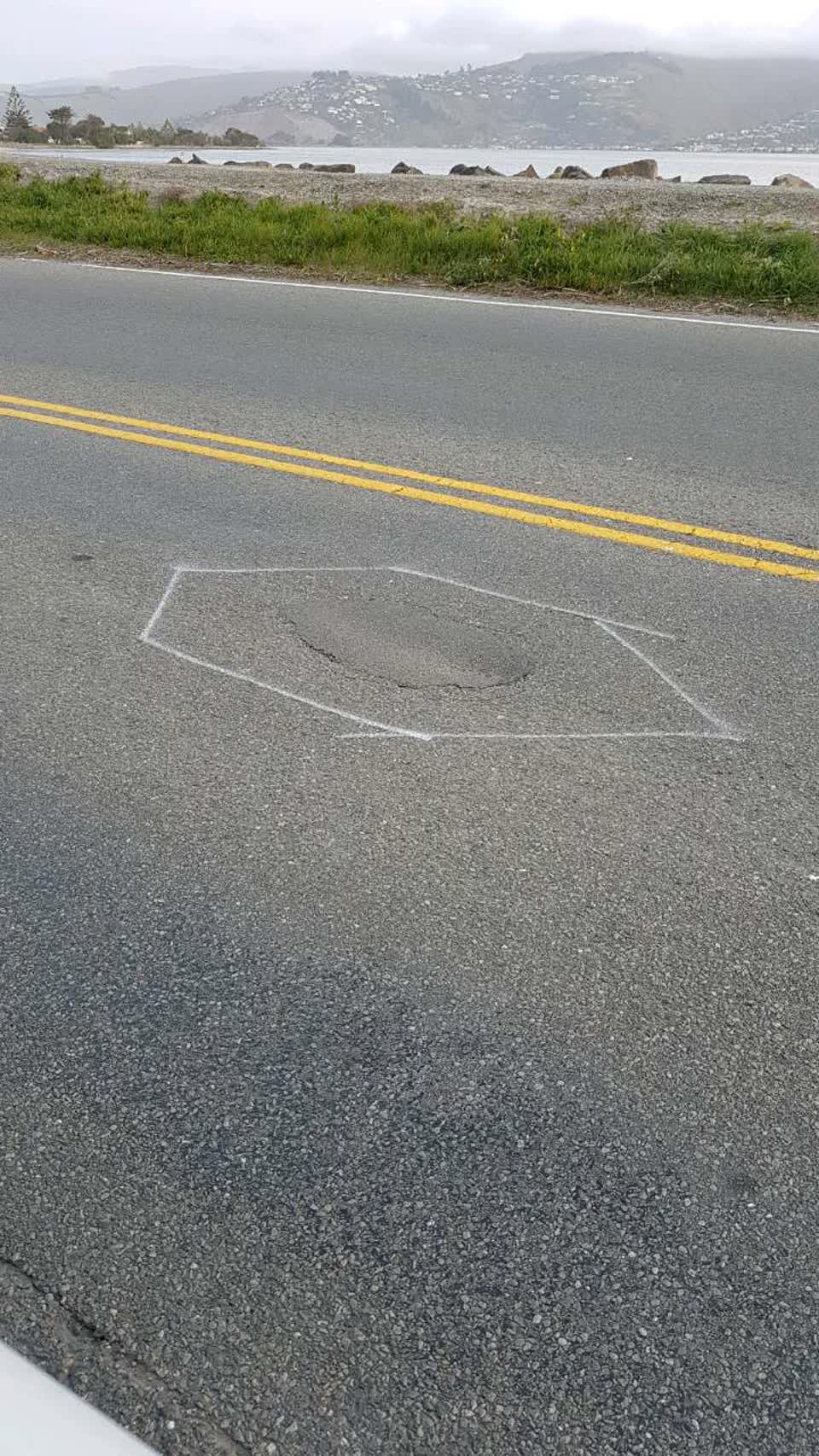 The photograph attached to this roading/streets report