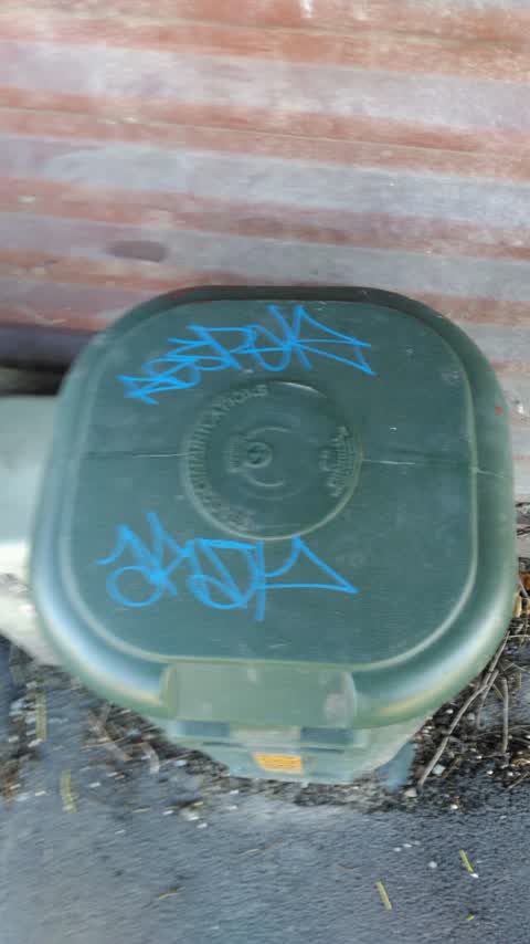 Graffiti, a report photo