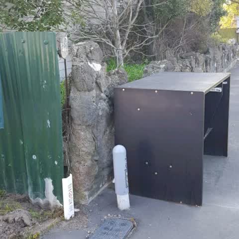 Rubbish/Recycling, a report photo