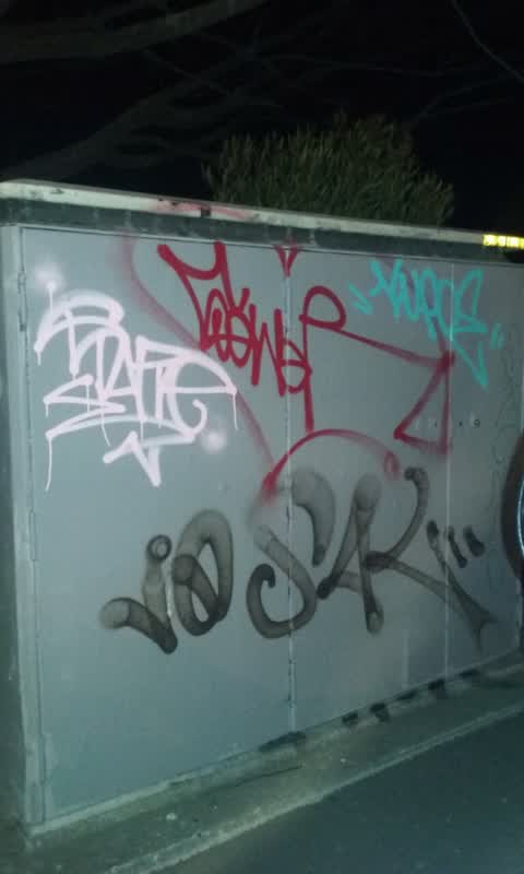 Graffiti, a report photo