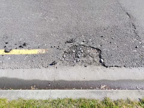 Roading/Streets, a report photo