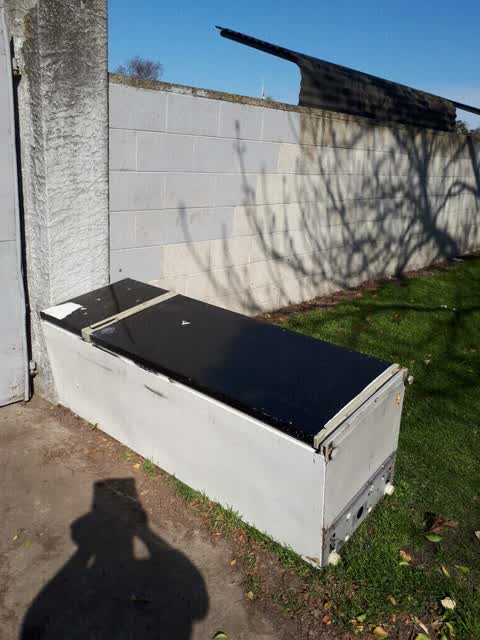 Rubbish/Recycling, a report photo