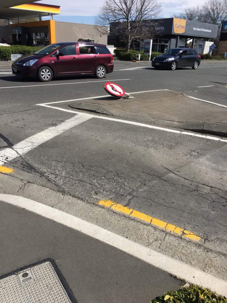 The photograph attached to this roading/streets report