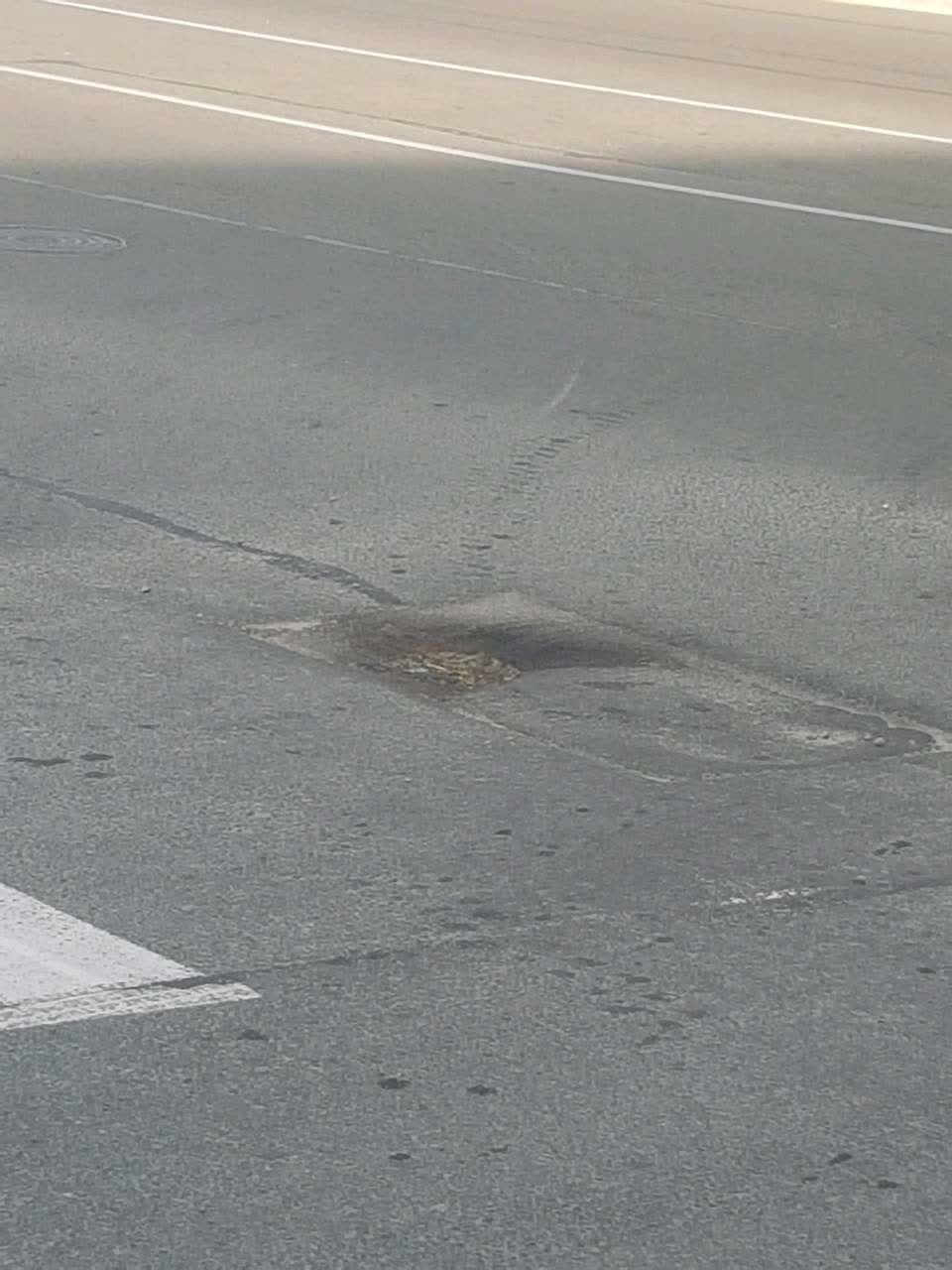 The photograph attached to this roading/streets report