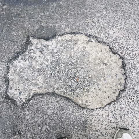 Roading/Streets, a report photo