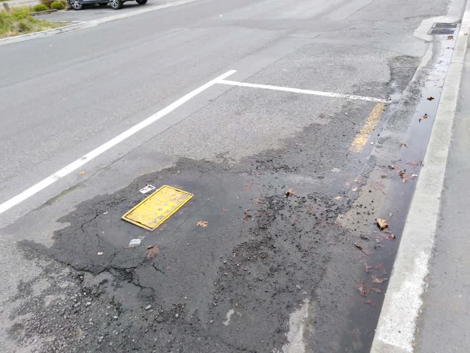 The photograph attached to this water supply report