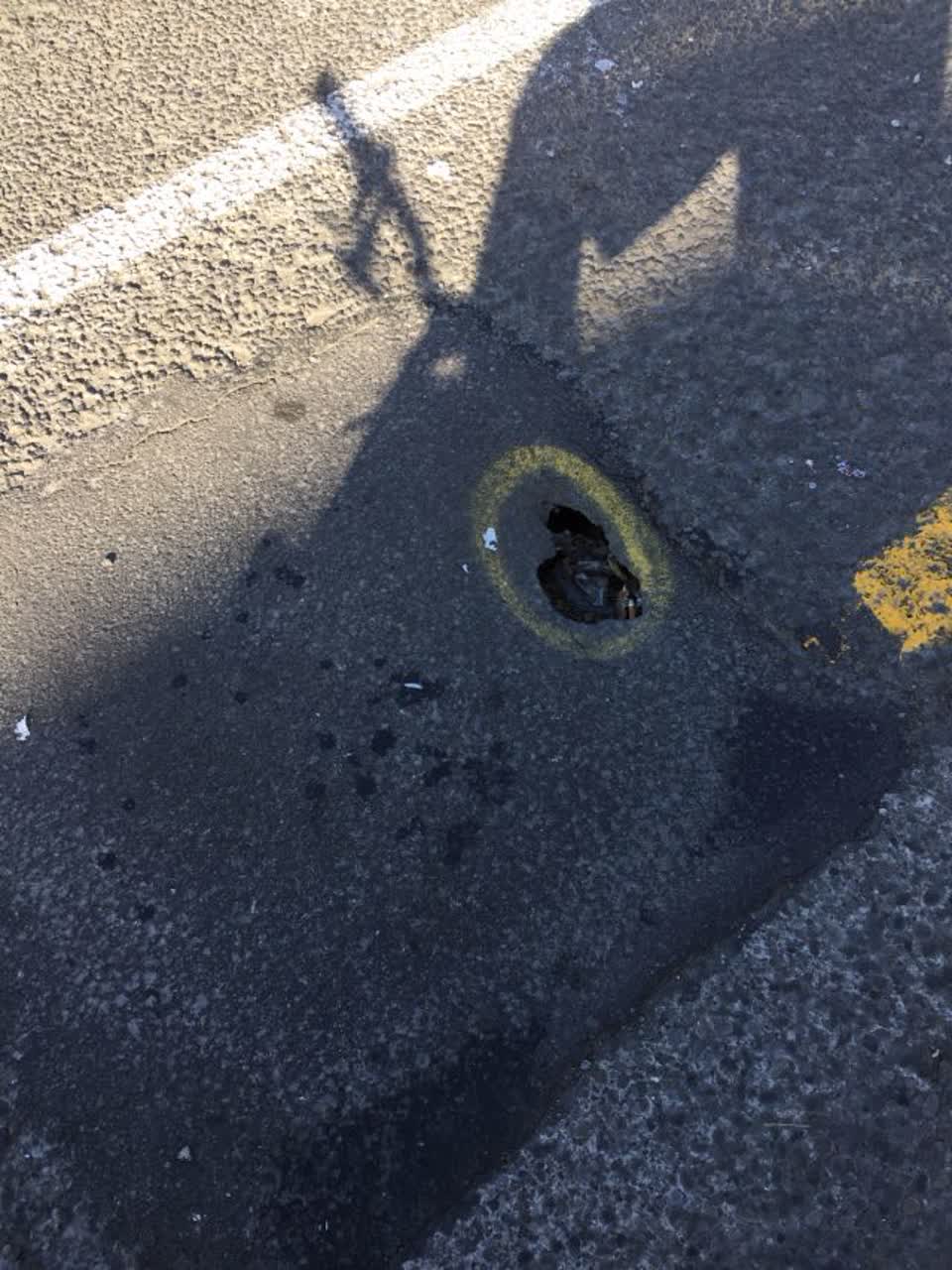The photograph attached to this roading/streets report