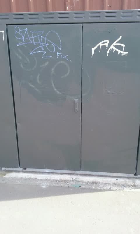 Graffiti, a report photo
