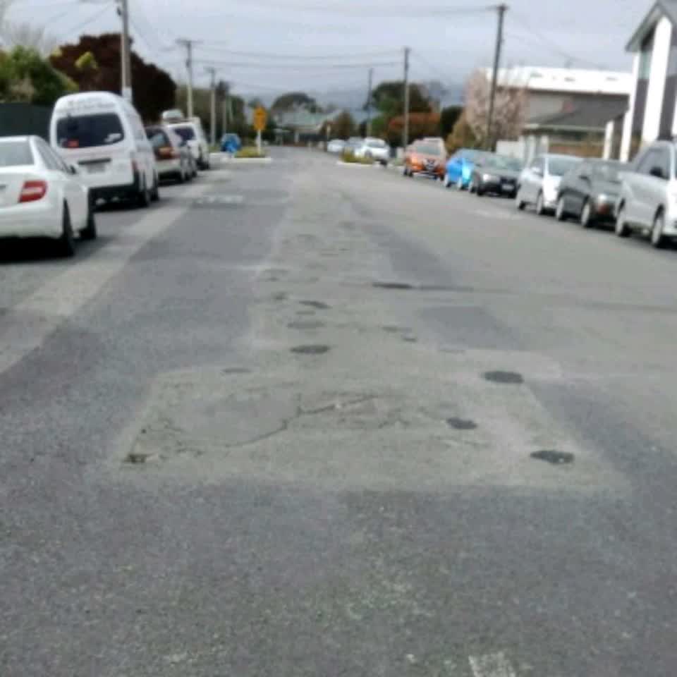The photograph attached to this roading/streets report