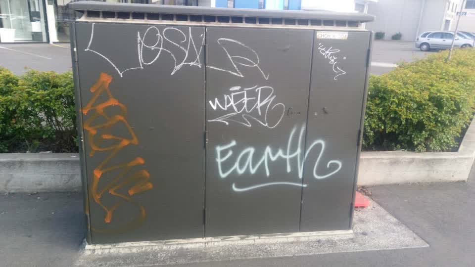 The photograph attached to this graffiti report