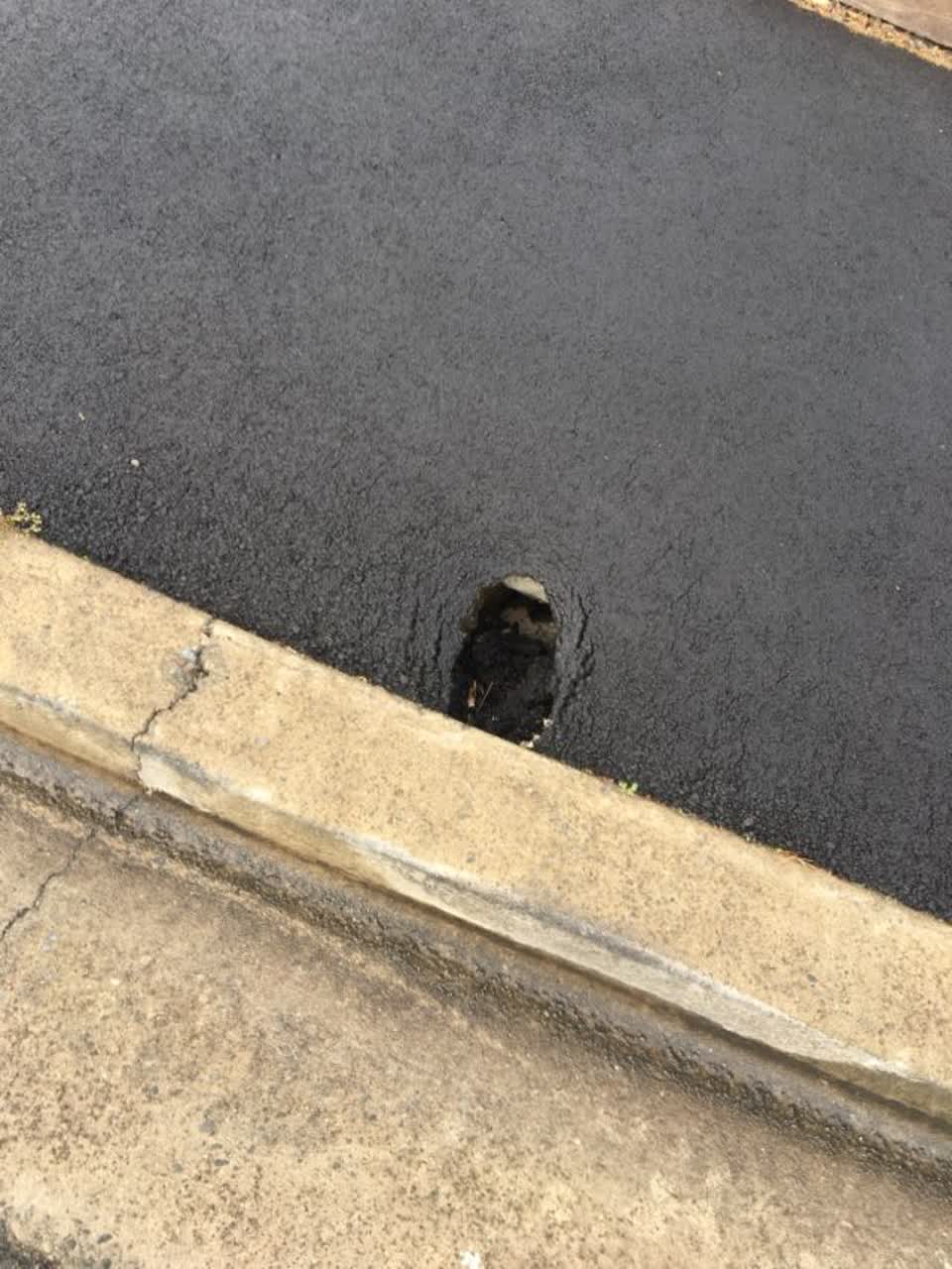 The photograph attached to this roading/streets report