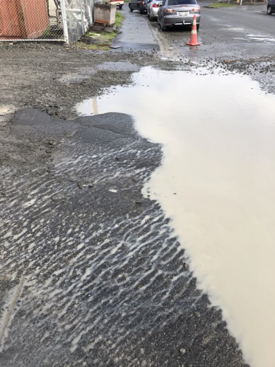 The photograph attached to this roading/streets report