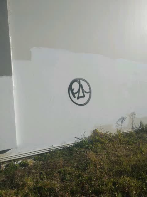 Graffiti, a report photo