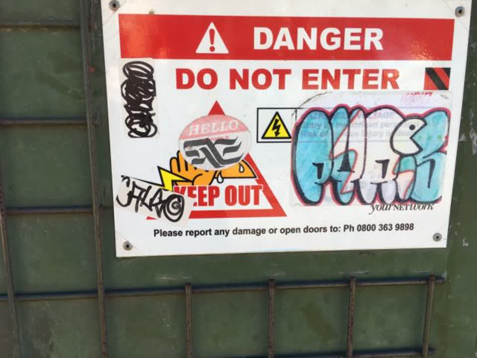 The photograph attached to this graffiti report