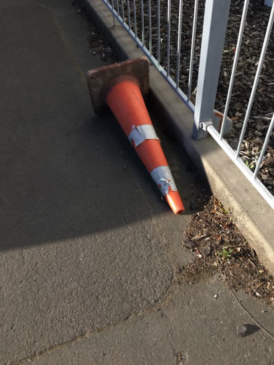 The photograph attached to this roading/streets report