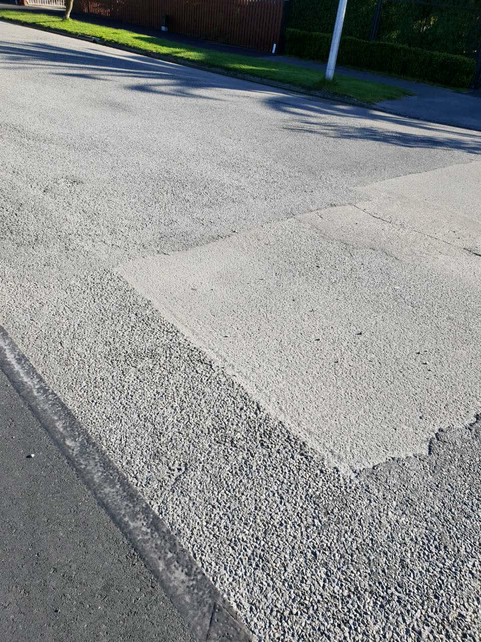 The photograph attached to this roading/streets report