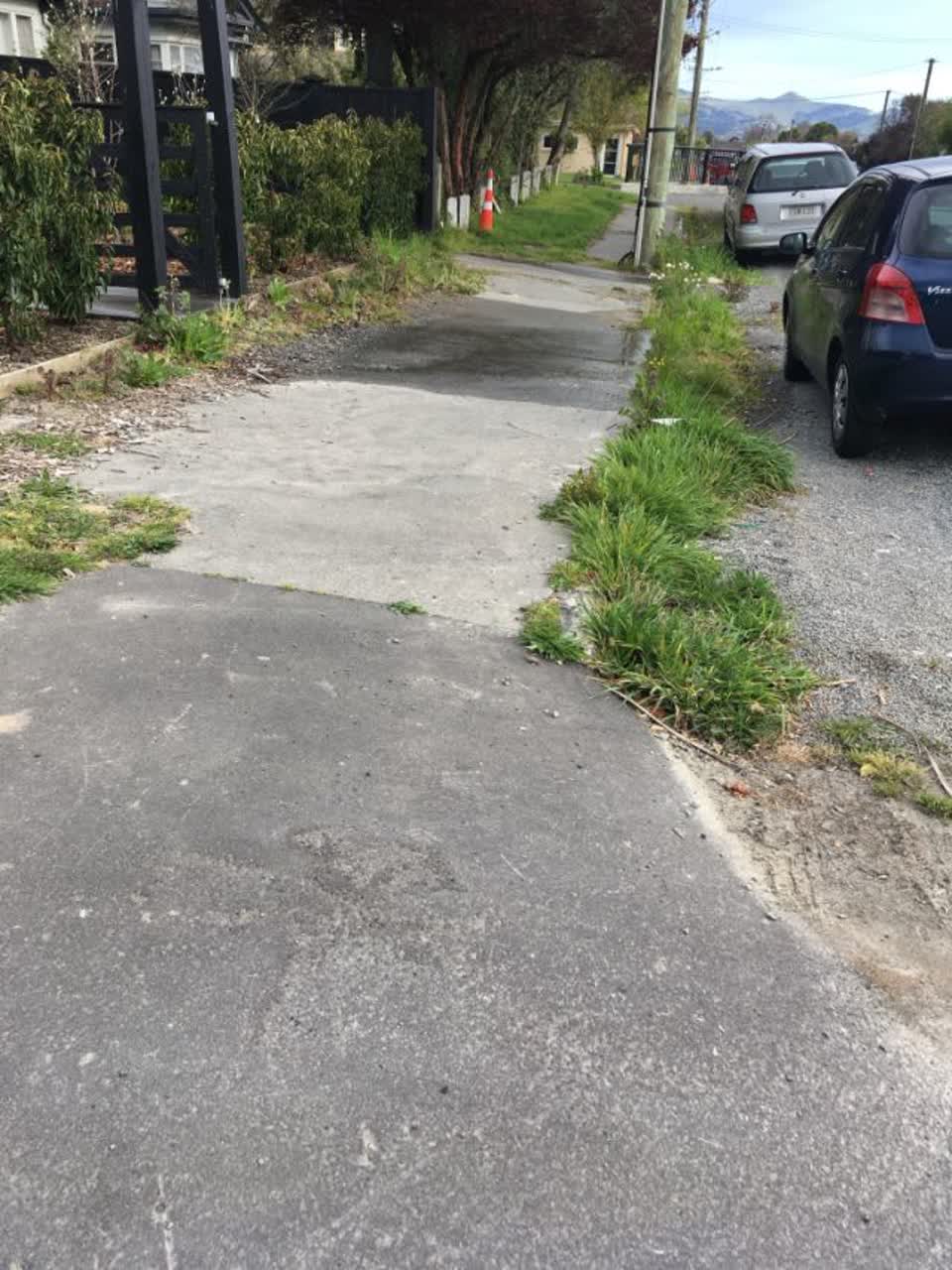 The photograph attached to this roading/streets report