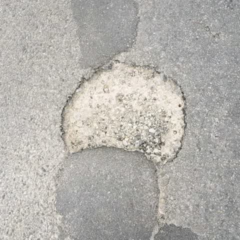 Roading/Streets, a report photo