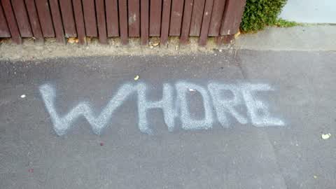 Graffiti, a report photo