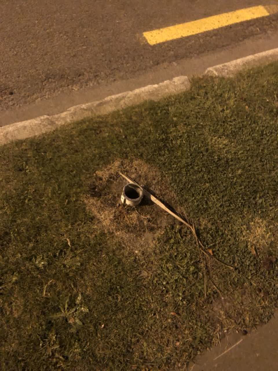 The photograph attached to this roading/streets report