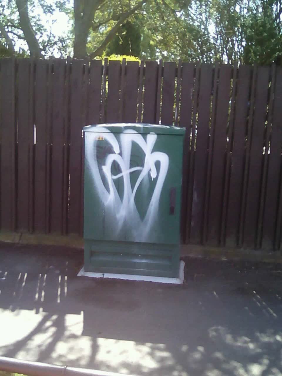 The photograph attached to this graffiti report