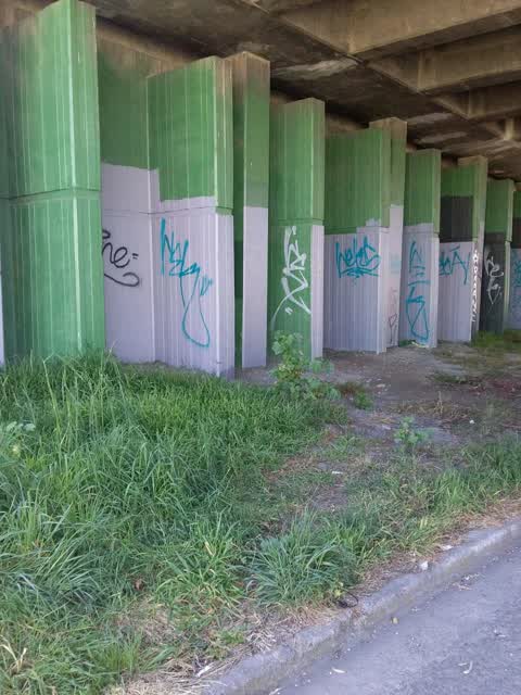 Graffiti, a report photo