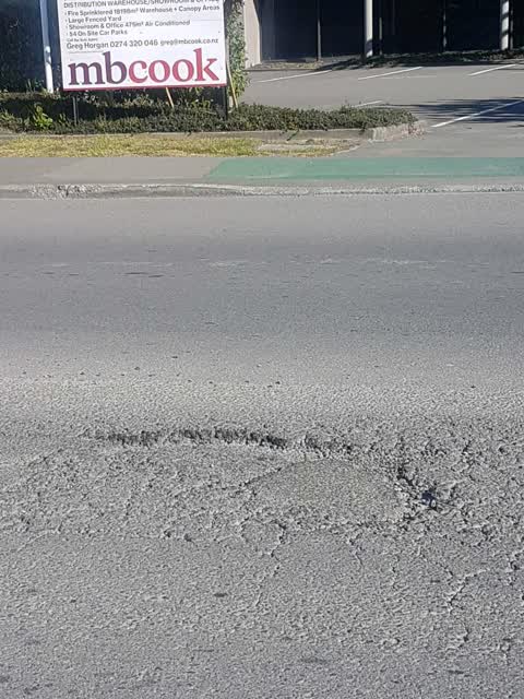 Roading/Streets, a report photo