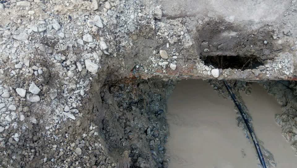 The photograph attached to this water supply report