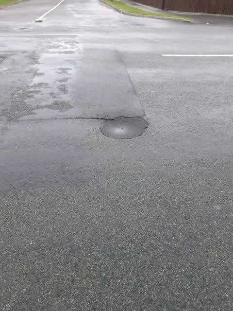 Roading/Streets, a report photo