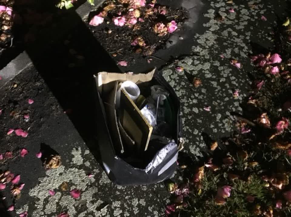 The photograph attached to this rubbish/recycling report