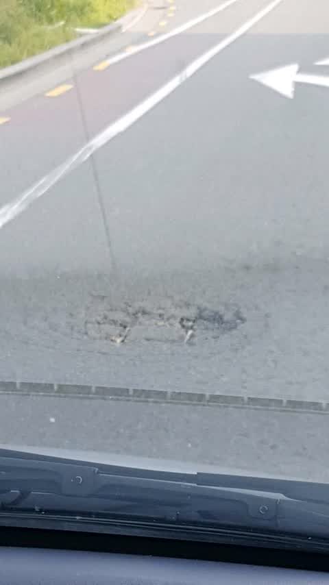 Roading/Streets, a report photo