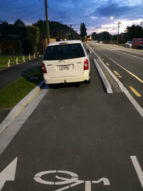 Roading/Streets, a report photo