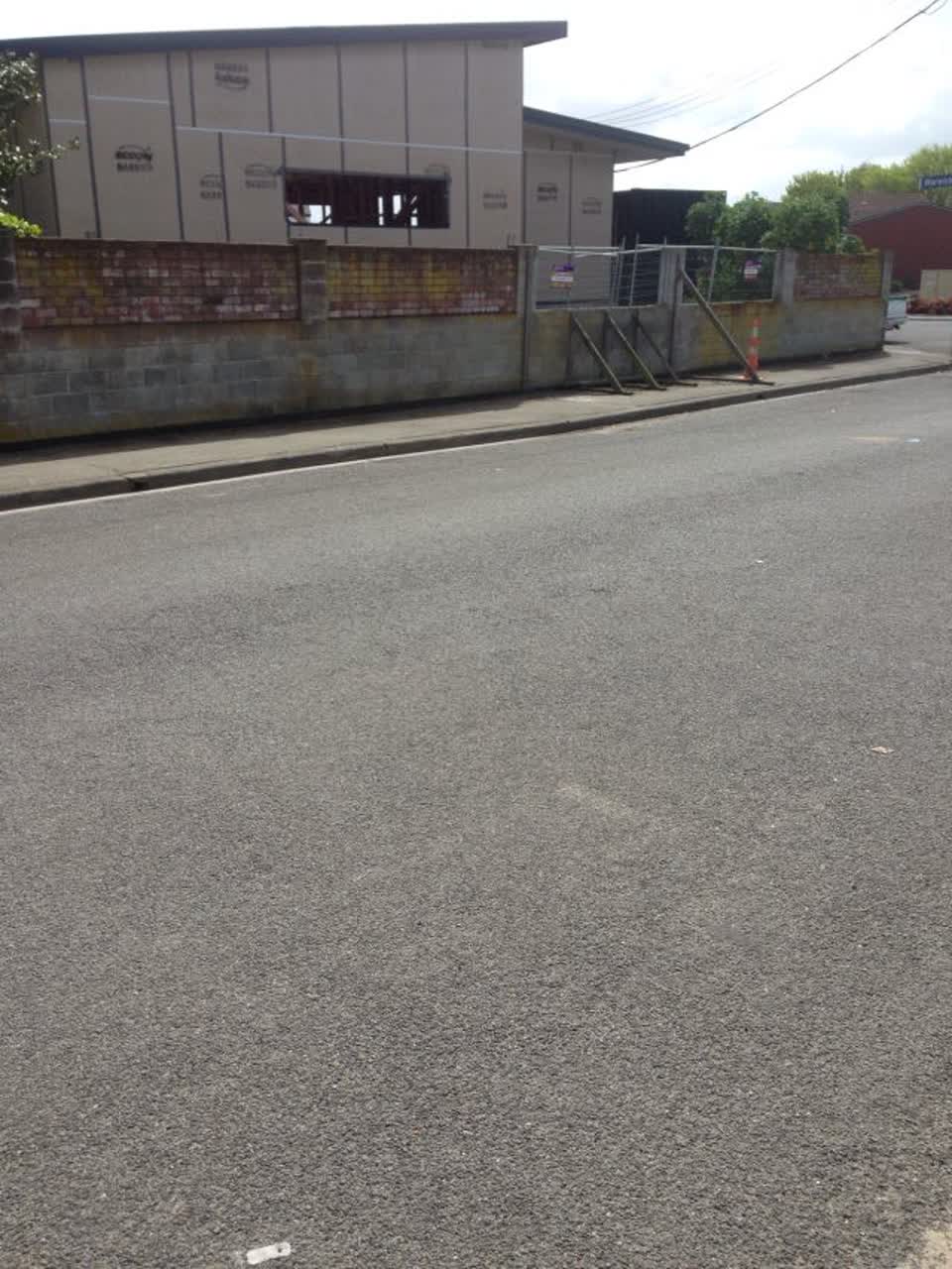 The photograph attached to this roading/streets report