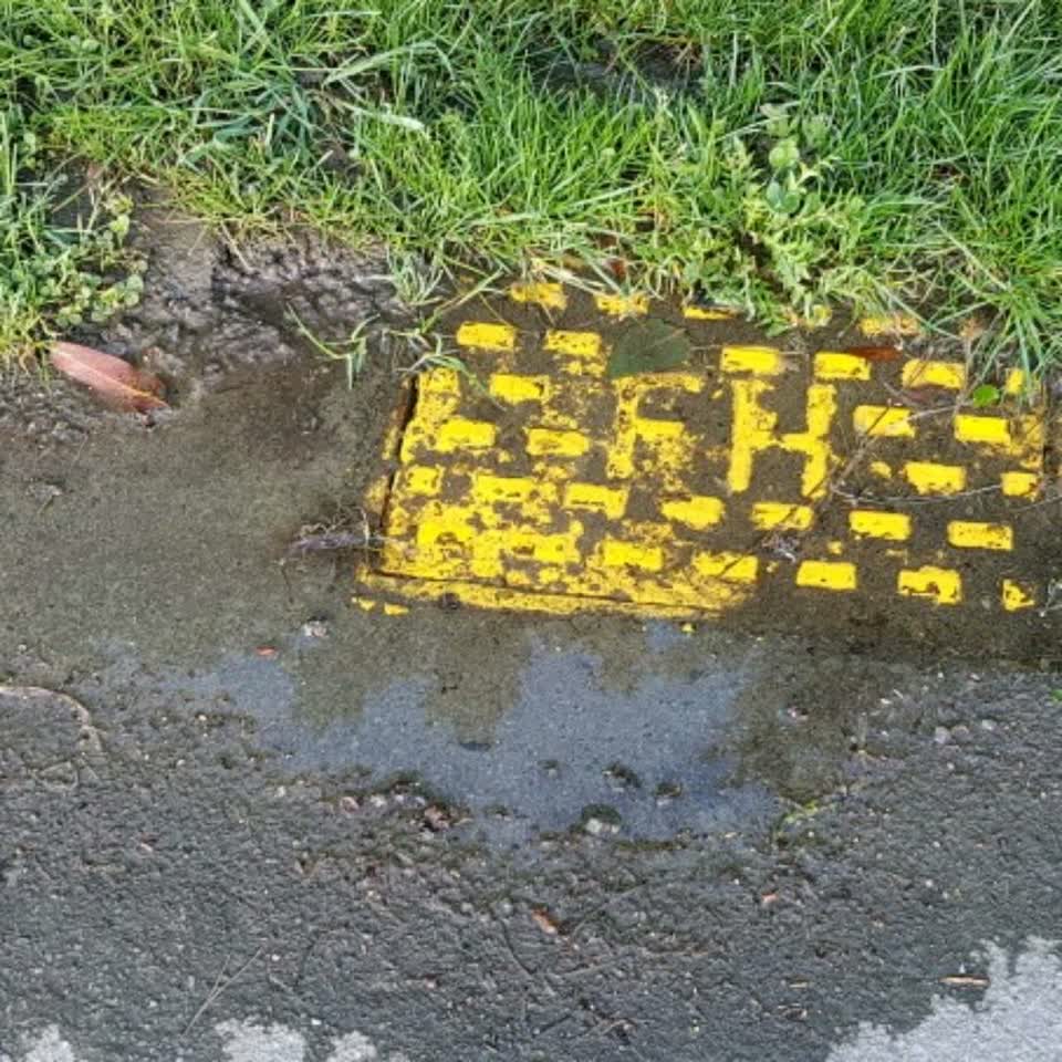 The photograph attached to this water supply report