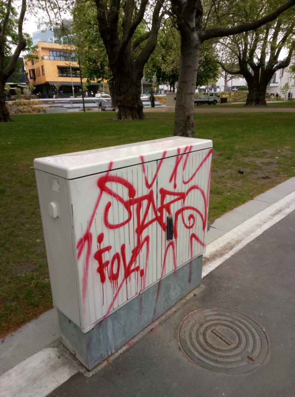 The photograph attached to this graffiti report