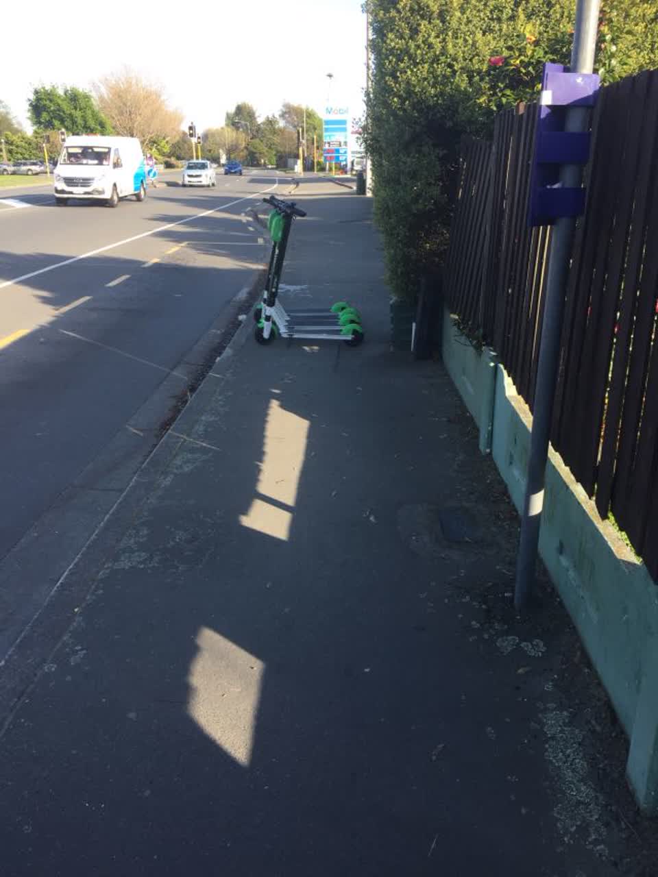 The photograph attached to this roading/streets report