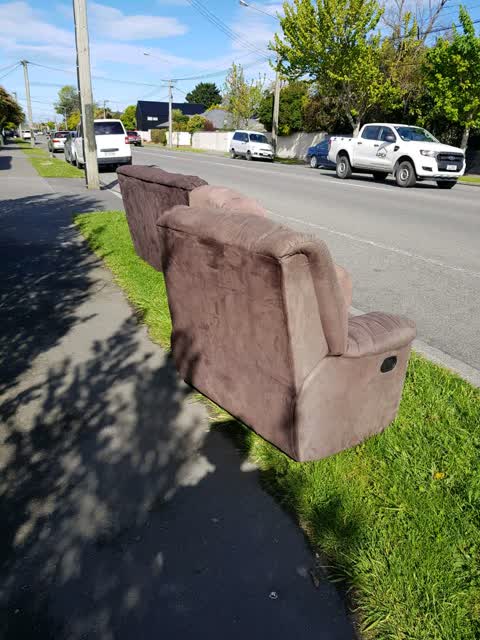Rubbish/Recycling, a report photo