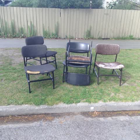 Rubbish/Recycling, a report photo