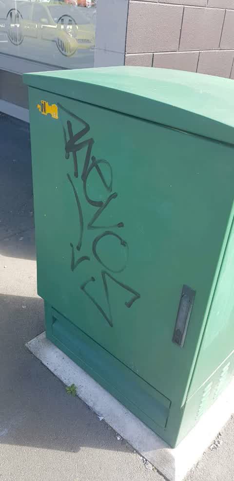 Graffiti, a report photo