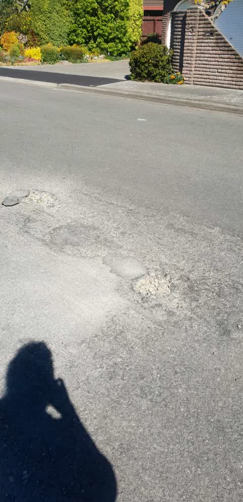Roading/Streets, a report photo