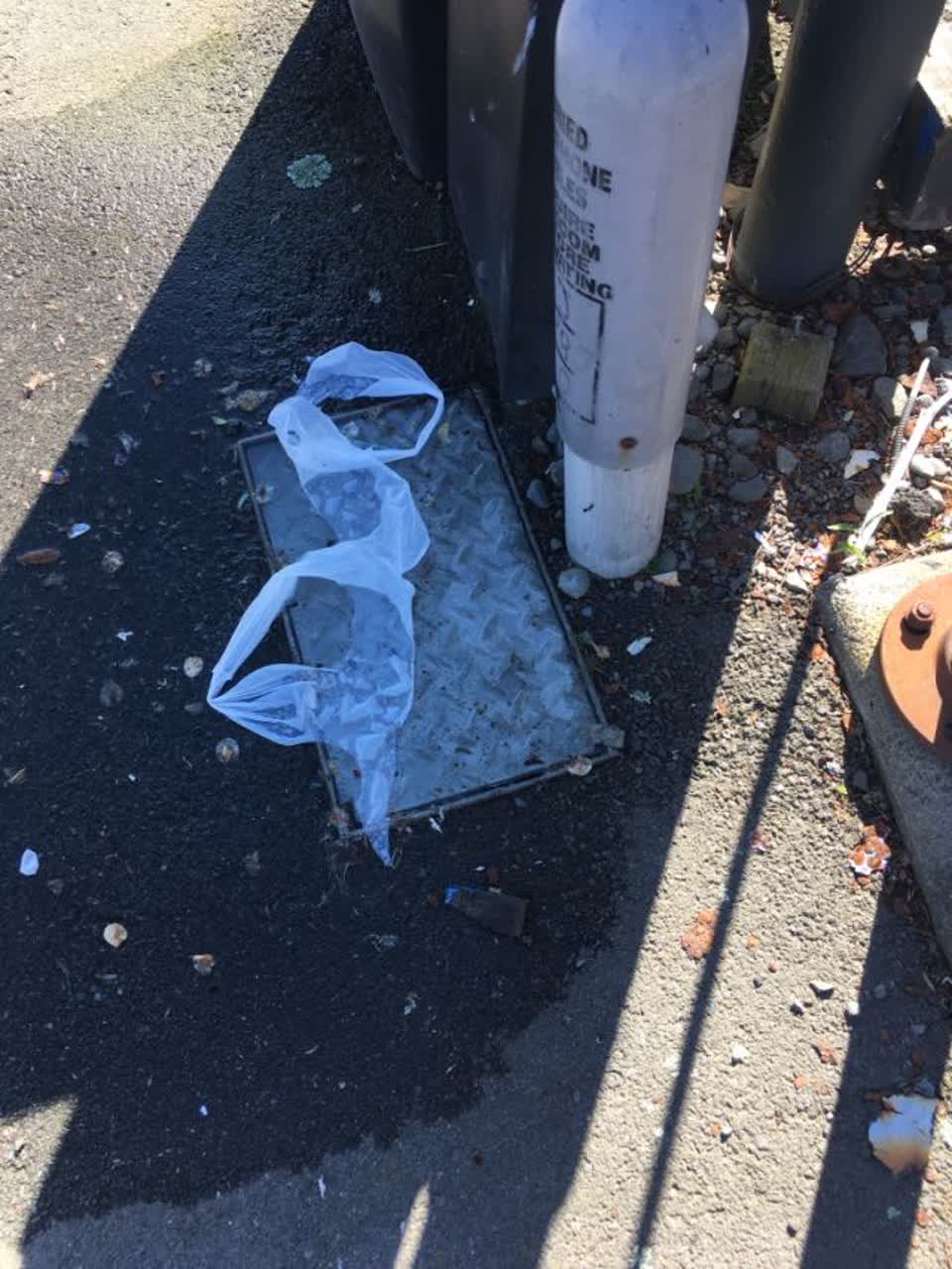 The photograph attached to this roading/streets report