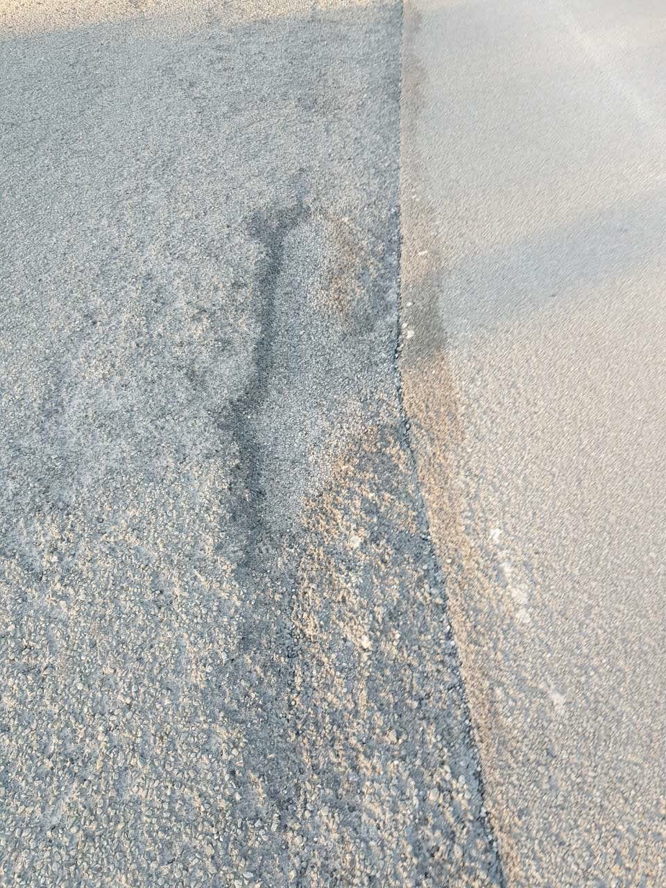 The photograph attached to this roading/streets report