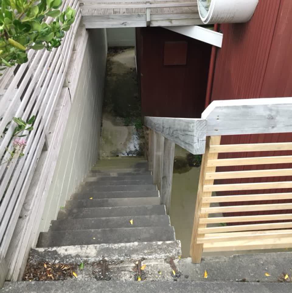 The photograph attached to this water supply report