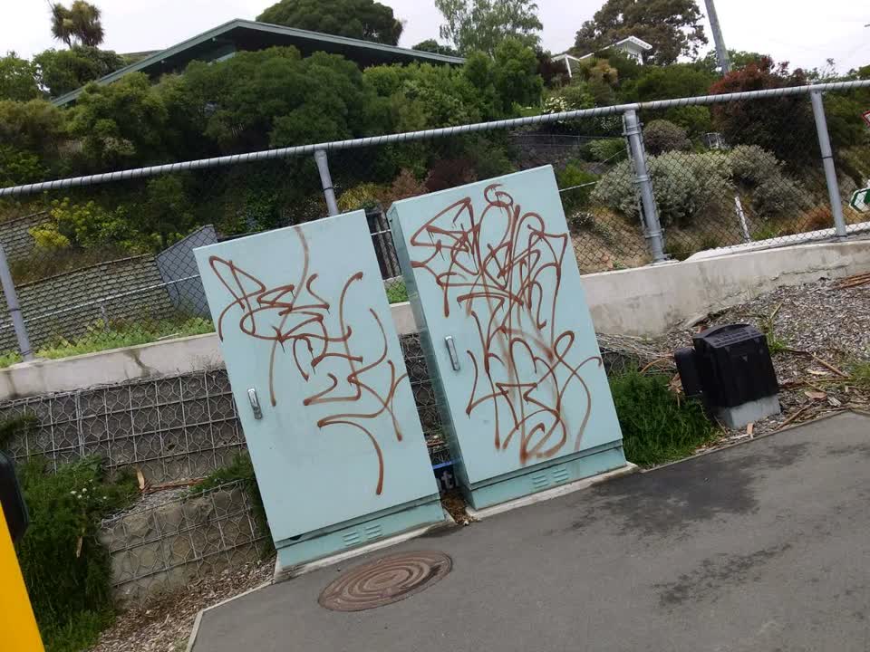 The photograph attached to this graffiti report