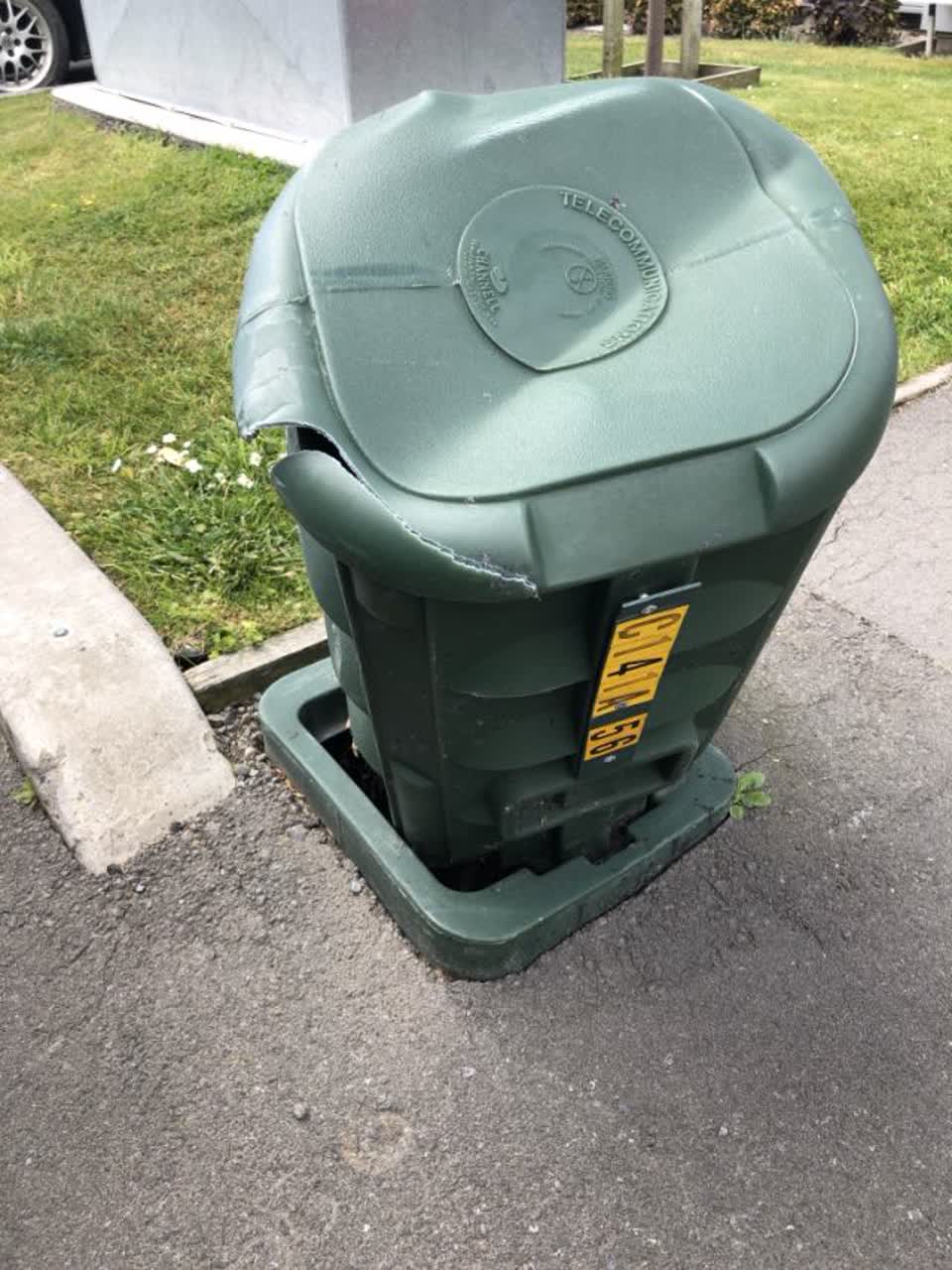 The photograph attached to this roading/streets report