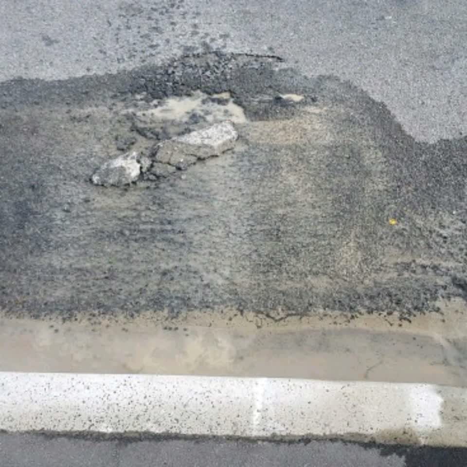 The photograph attached to this water supply report