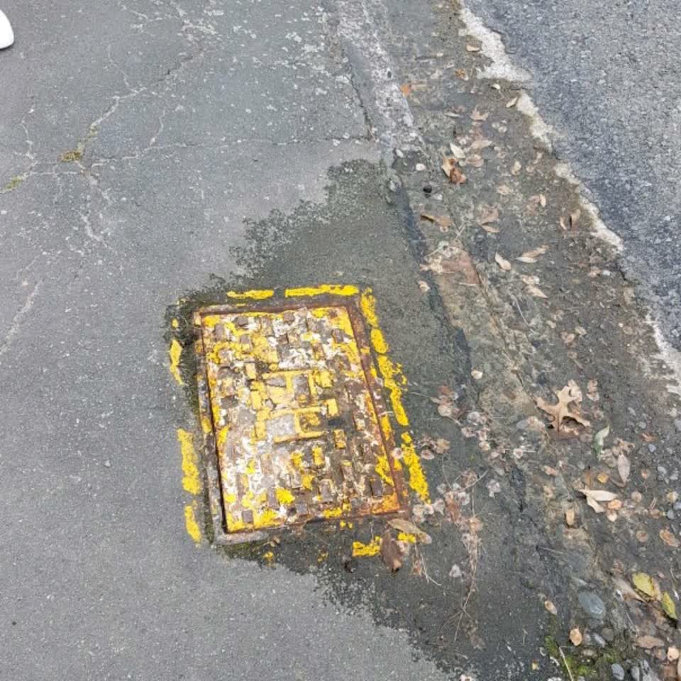 The photograph attached to this water supply report