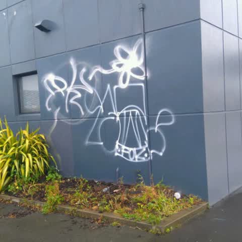 Graffiti, a report photo