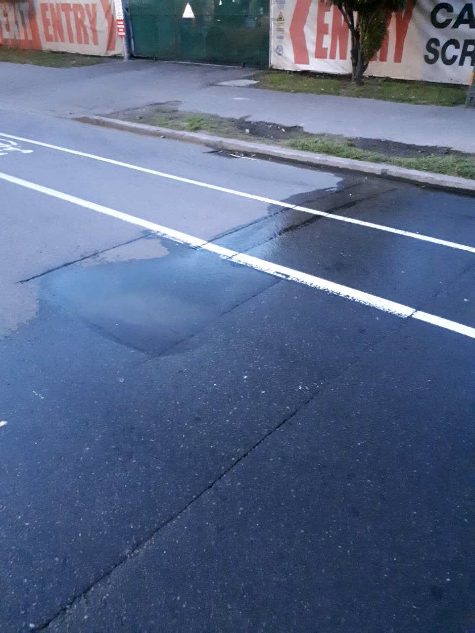 The photograph attached to this roading/streets report