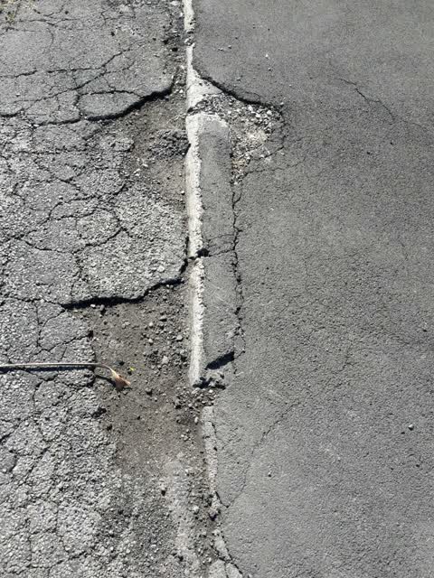 Roading/Streets, a report photo
